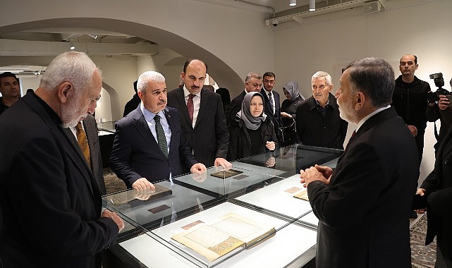 Darülmülk'te İlmin Yansımaları: “Anadolu'da Kur'an ve Bilgelik İzleri Yazma Eserler Sergisi" Açıldı